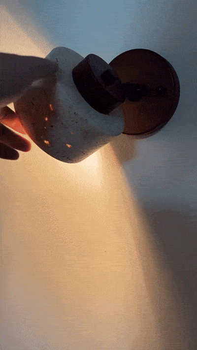 Applique murale orientable en Travertin & Bois | Kiven NORDSIA