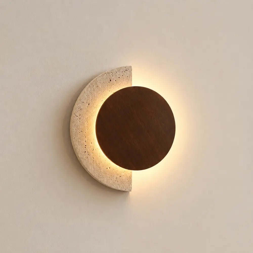 Applique murale design en travertin & bois LED intégrée | Halla