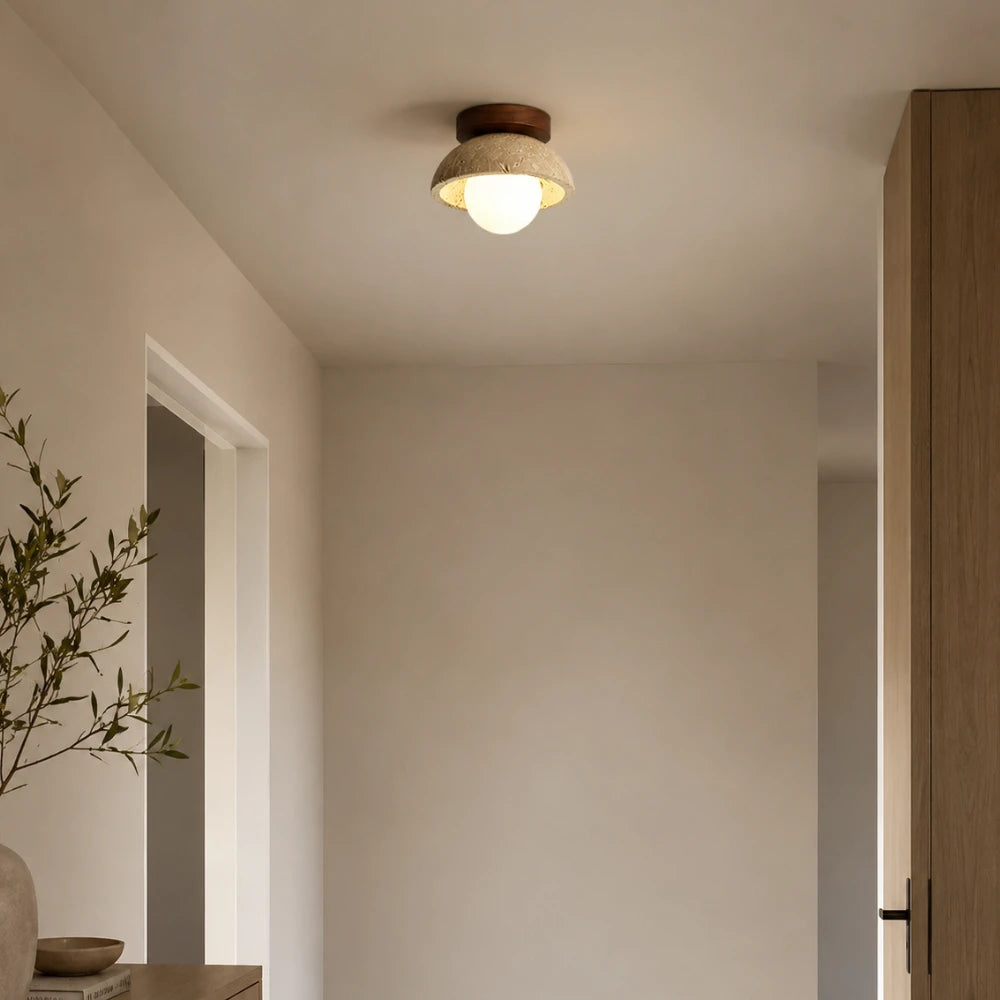 Plafonnier scandinave en travertin & bois noyer | Vare