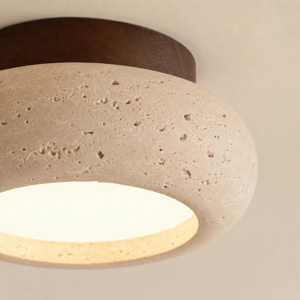 Plafonnier moderne en travertin & bois | Norden