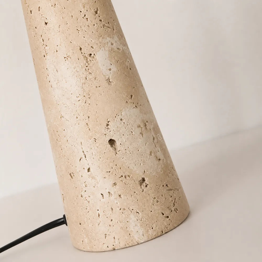 Lampe de chevet design en travertin & tissu | Sila